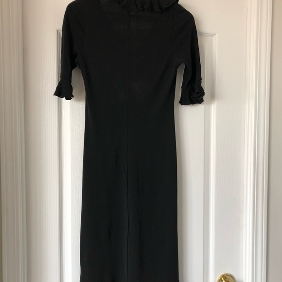 Diane Von Furstenberg black faux wrap dress. - Picture 5 of 9